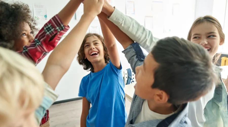 Missouri governor funds emergency alert app for school safety